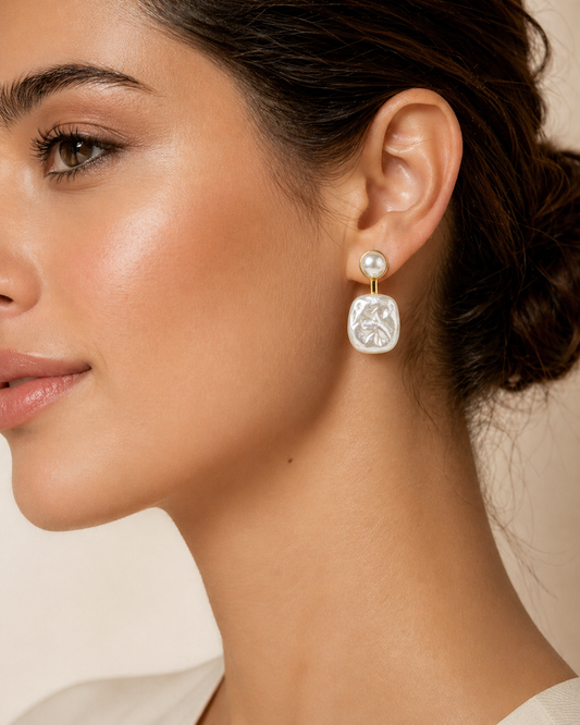 STYLIT Aurelia Organic Pearl Earrings
