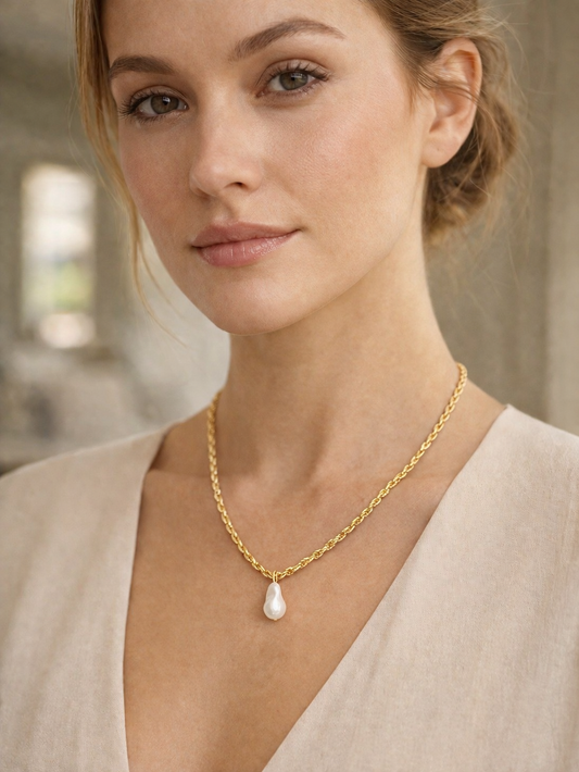 Aurelia Baroque Pearl Drop Necklace