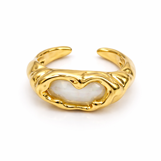 💖 Amoré Pearl Embrace Ring – A Valentine’s Love Story in Gold