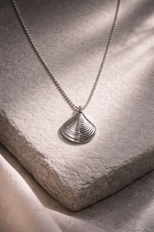 Silver Seashell Pendant Necklace